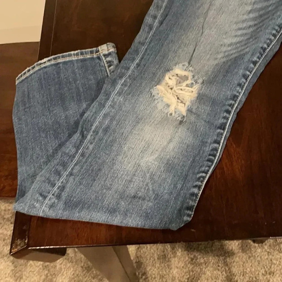 *Final Price* Kut from the Kloth Size 4 Distressed Jeans EUC Designer Celeb - Picture 4 of 6
